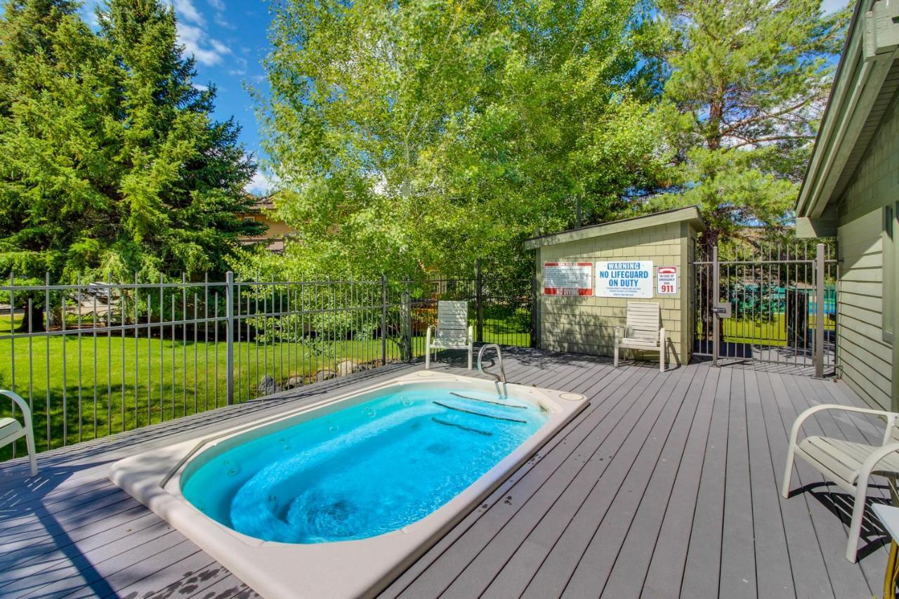 Single Level Ranch In Elkhorn * Sun Valley