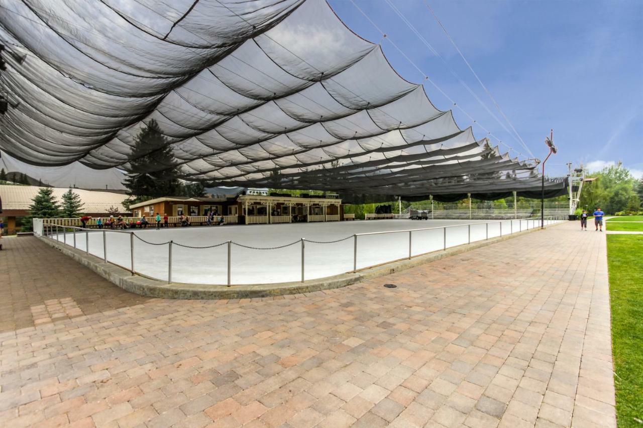 Apartment Single Level Ranch In Elkhorn Sun Valley