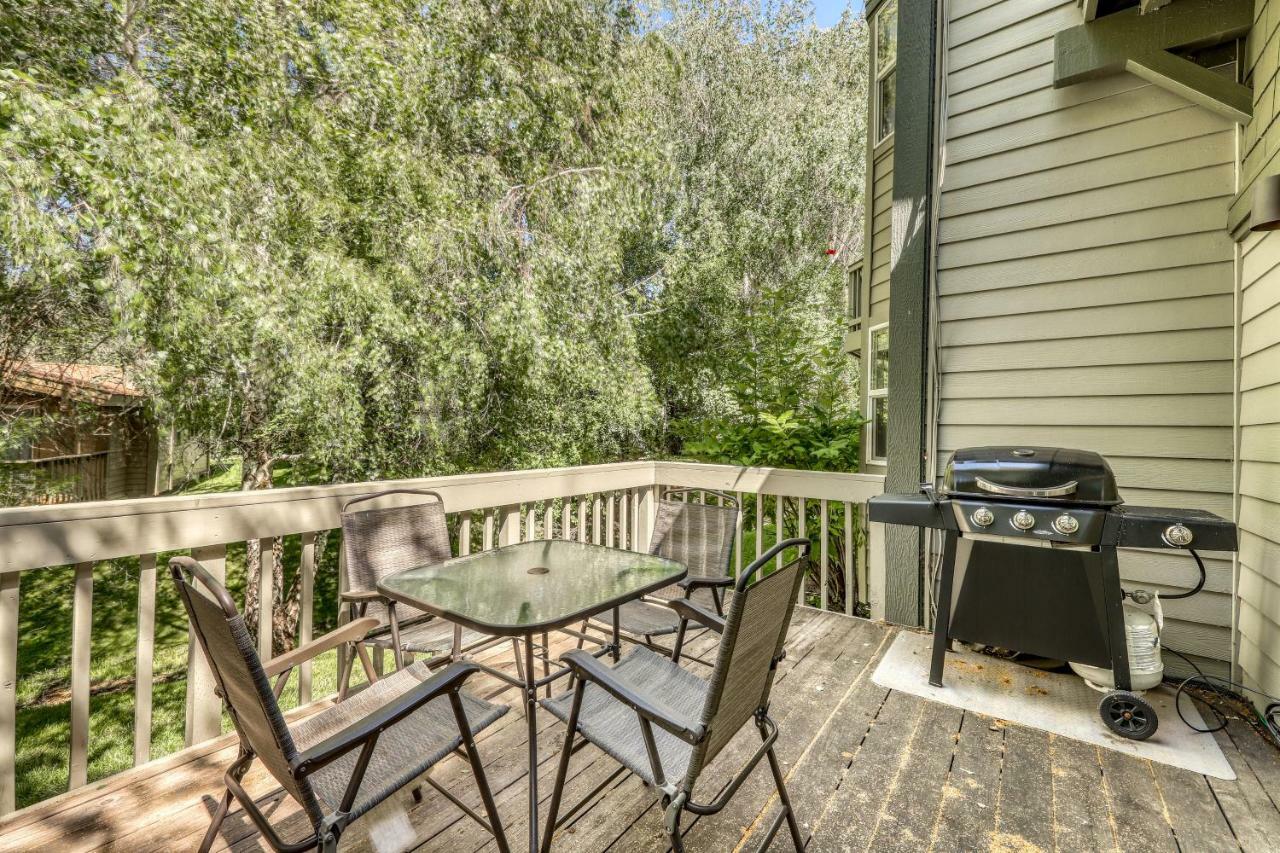 Single Level Ranch In Elkhorn Sun Valley